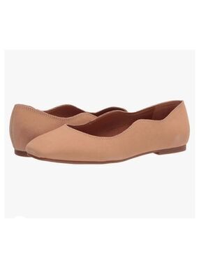 Lucky Brand Dellie Flat
